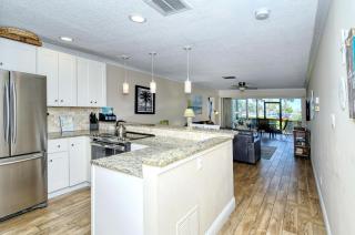 Crescent Royale 107 - Siesta Key - 1