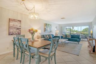 Crescent Royale Condominiums 106 - 4