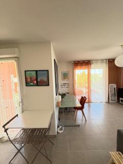 T2 Air conditioning Terrace & Parking near Montpellier - Juvignac - 3