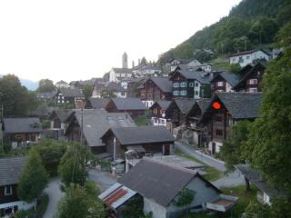 Cosy Wooden Home in the Swiss Alps - Cavagnago - 4