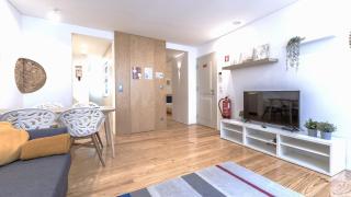 Wood and Marble 1BDR Apartment by LovelyStay - Lisbona - 4