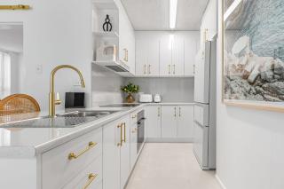 Amalfi on Alex: Seaside 2 Bedroom Retreat - Alexandra Headland - 5