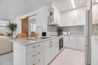 Amalfi on Alex: Seaside 2 Bedroom Retreat - Alexandra Headland - 3