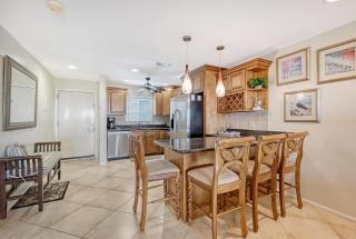 Crescent Royale Condominiums 309 - 5