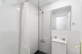 Toledo House Self Checkin - Hospitalet de Llobregat - 4