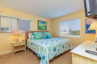 Crescent Royale Condominiums 301 - 3