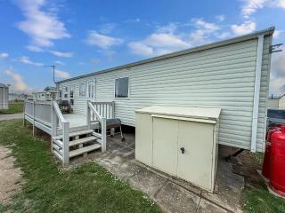 Lovely Caravan With Decking Nearby Scratby Beach In Norfolk Ref 50031J - Great Yarmouth - 2
