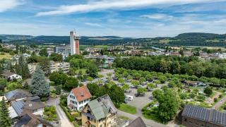 Next To The Spa Wlan Garden Parking Lot - Bad Zurzach - 6