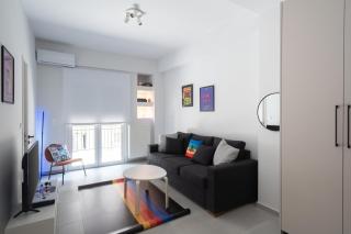 2BR Apt 5' From Lycabettus With Playroom-Arcade And 2 Bathrooms & Kitchens - Athen - 9