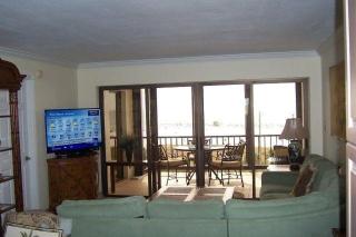 Crescent Royale Condominiums 512 - 3