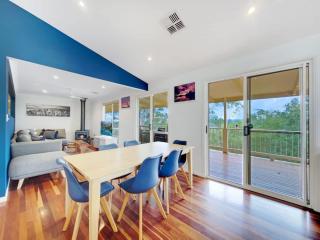 Tranquil Escape with Beautiful Mountain Views - Ninderry - 3
