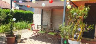 Immense chambre chez Claire, quartier calme, cour privée - Varces - 4