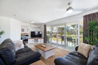 Surfside at Buddina with Direct Beach Access - Buddina - 9