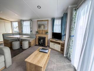Stunning Caravan With Side Decking Just A Short Walk To Hembsy Beach Ref 00069Ba - 1