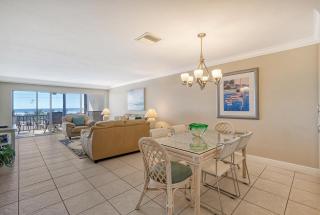 Crescent Royale Condominiums 3E - 4