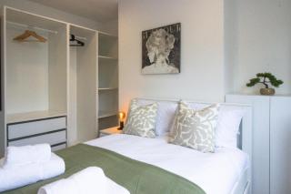 modern 2 bedroom @ Nine Elms Station A - Londra - 8