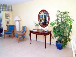 Crescent Royale Condominiums 7C - 3