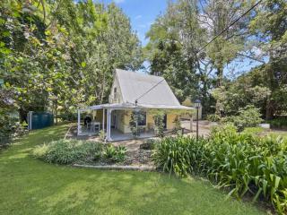 Puddleduck Cottage - Garden Hideaway Near Maleny - Balmoral Ridge - 9