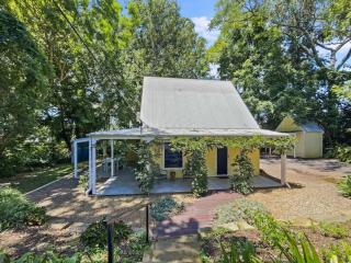 Puddleduck Cottage - Garden Hideaway Near Maleny - Balmoral Ridge - 4