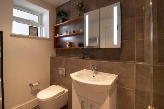 modern 2 bedroom @ Nine Elms Station A - Londra - 7