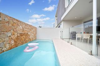 Bluebird Villa - 3min Stroll to Bokarina Beach - - 8