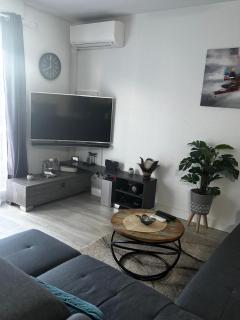 Appartement T2 Le galant vert avec clim et parking - 7