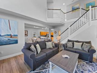 Renovated Cottage With Heated Pool Spa & Amenities - 3