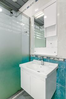 COMPASS Apartment - Bakoe - 9