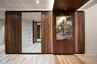 Modern 2BR with Balcony next to the City Airport BHD - Free Parking I Long Stay - Belfast - 8