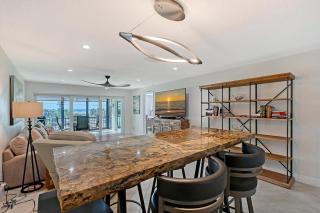 Crescent Royale 210 - Siesta Key - 9