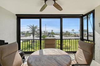Crescent Royale 210 - Siesta Key - 8