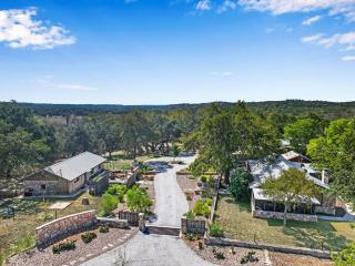Three Casitas at Camino Ranchito - Payton - 0