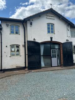 The Hurst Stable - - 9