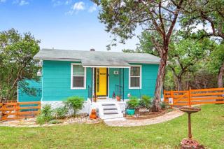 Coop at Canyon Lake - Canyon Lake - 2