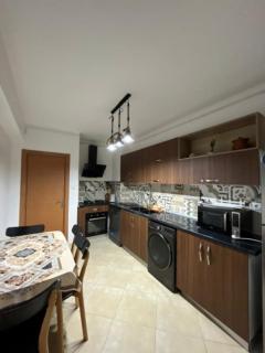 elegant apartment T4 - 7