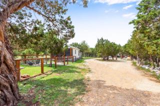 Tiny House on the Hill - New Braunfels - 5