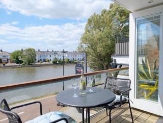 Mill Pond House - 1