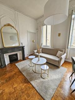 Le Faramineux, Élegant 2 chambres - Avignone - 9