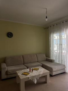 Makhouse - Sarandë - 9