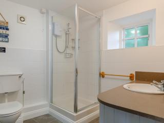 2 Bed in Falmouth 78621 - Penryn - 1