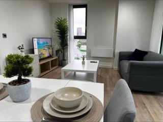luxury City One Bed - Manchester - 9
