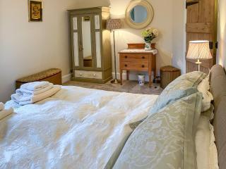 2 bed in Lydney 83446 - 1
