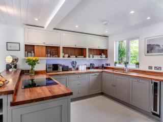 3 Bed in South Cerney HIC06 - South Cerney - 6
