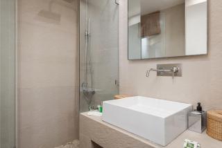 Vouliagmeni Exclusive Residence - 5