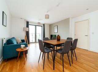 2 Bed Flat in Park Royal - Londra - 4