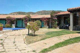 Villa immersa nella natura -Piscina condivisa- - Nuragheddu - 5