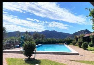Villa immersa nella natura -Piscina condivisa- - Nuragheddu - 3