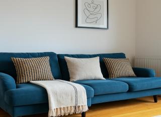 2 Bed Flat in Park Royal - 1