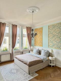 Luxury 5BR City Villa - Chic & Spacious - Families - Oldemburgo - 0