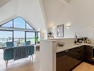 2 Bed in Lizard 45739 - Ruan Major - 4